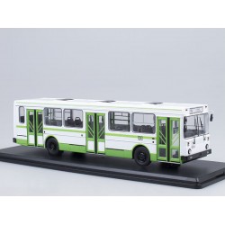 Ликинский автобус 5256 городской (зеленый/белый)