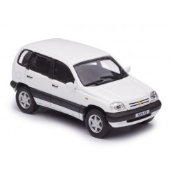 NIVA CHEVROLET (2003), белый