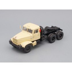 КРАЗ-258Б1 седельный тягач (1987-1993), бежевый
