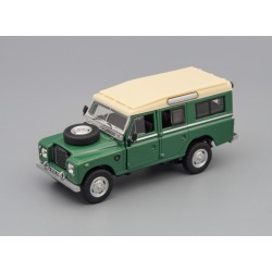 LAND ROVER Series 109, green