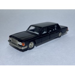 ЗИЛ-115. Нет эмблемы на капоте. 1989г.