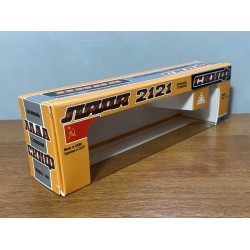 Коробка ЛАДА-2121 с прицепом СКИФ