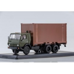 KAMAZ-53212 с 20-футовым контейнером