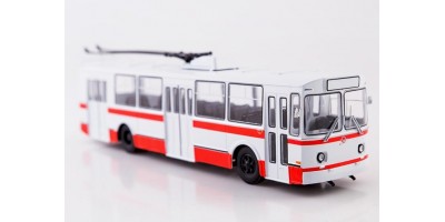 Наши Автобусы №61, ЗИУ-682Б Бенефициар прогресса