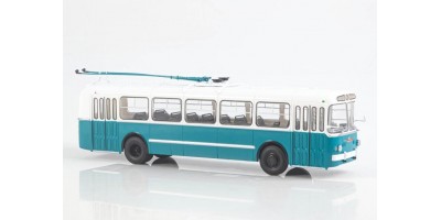 Наши Автобусы №83, ЗИУ-5Г Старая школа